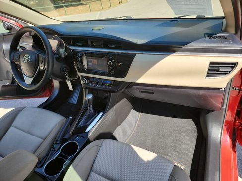 Used 2016 Toyota Corolla LE FWD image 33
