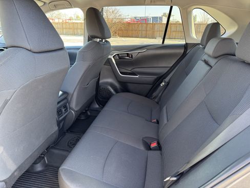 Used 2024 Toyota RAV4 LE image 7