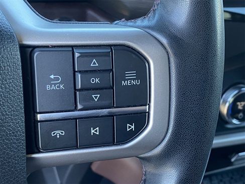 Used 2023 Ford Expedition Limited image 33