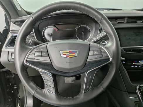 Certified 2025 Cadillac XT5 Premium Luxury w/ LPO, Floor Liner Package image 21