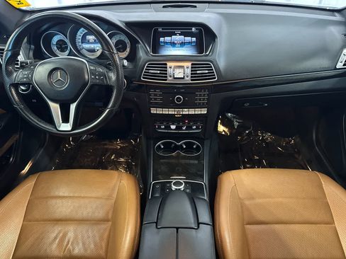 Used 2017 Mercedes-Benz E 400 Coupe image 4