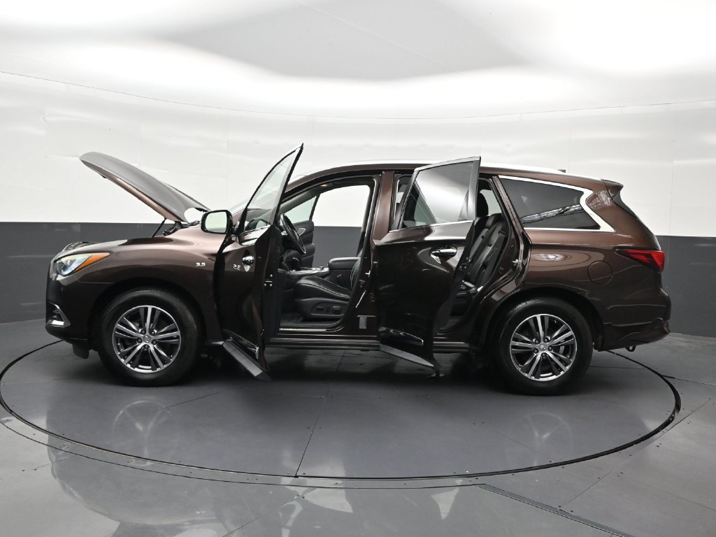 Used 2019 INFINITI QX60 Luxe w/ Essential Package FWD image 33