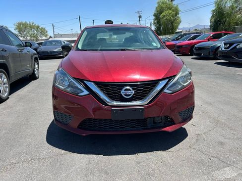 Used 2019 Nissan Sentra SV image 2