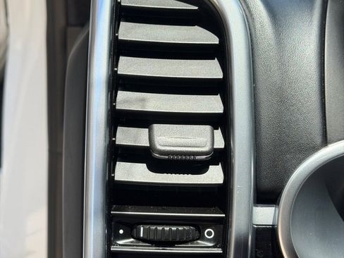 Used 2016 Porsche Cayenne GTS AWD/4WD image 32