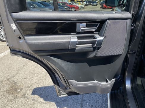 Used 2016 Land Rover LR4 HSE Silver Edition AWD/4WD image 20