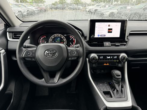 Certified 2025 Toyota RAV4 XLE AWD/4WD image 15