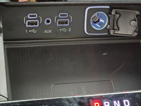New 2025 Jeep Grand Cherokee L Laredo RWD image 23