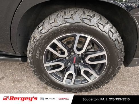 Certified 2023 GMC Yukon AT4 w/ AT4 Premium Plus Package AWD/4WD image 37