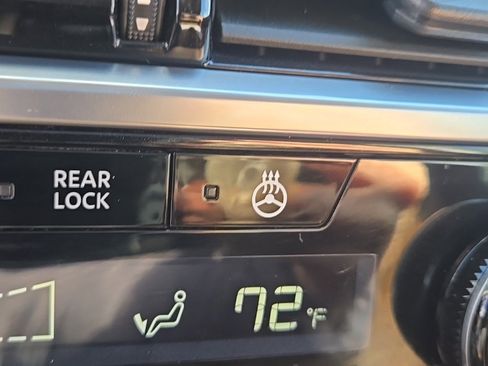 Used 2024 Nissan Pathfinder Platinum w/ Cargo Package image 20