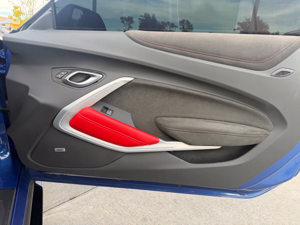 Used 2022 Chevrolet Camaro ZL1 RWD image 26