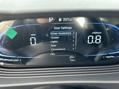 New 2026 Hyundai Venue SE image 29