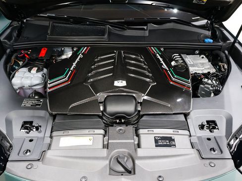 Used 2024 Lamborghini Urus Performante image 63