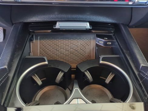 Used 2024 Mercedes-Benz GLE 350 4MATIC image 25