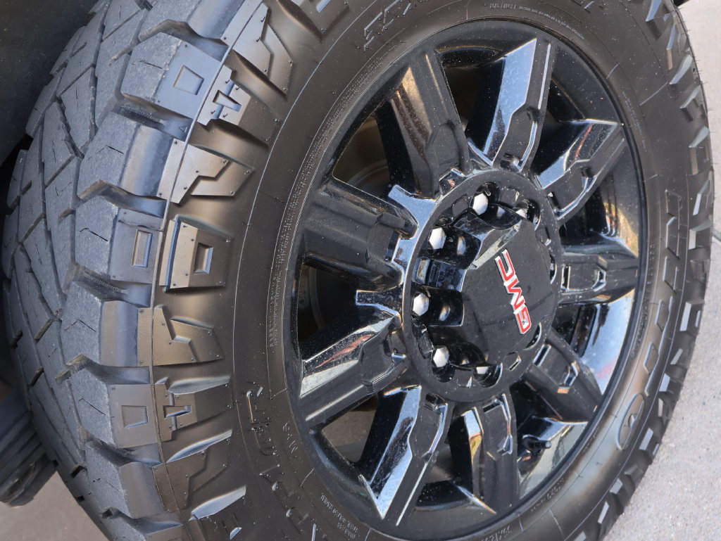 Certified 2024 GMC Sierra 2500 AT4 w/ AT4 Premium Plus Package AWD/4WD image 37