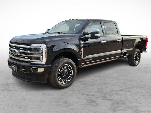 Used 2024 Ford F350 Platinum AWD/4WD image 5