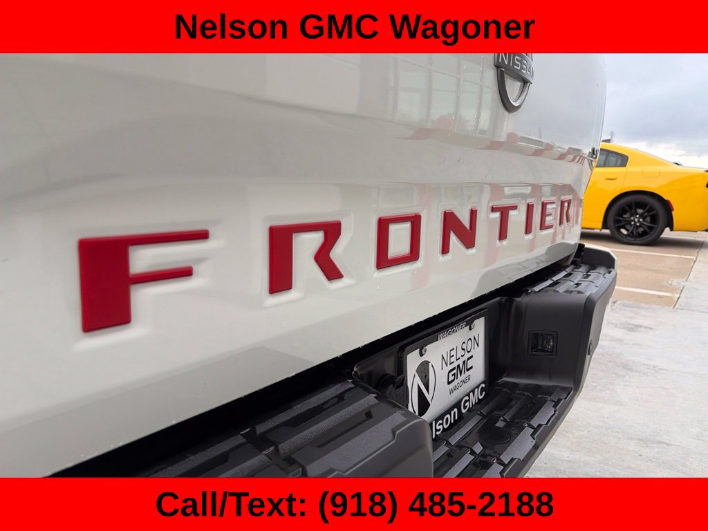 Used 2023 Nissan Frontier SV w/ SV Convenience Package RWD image 10