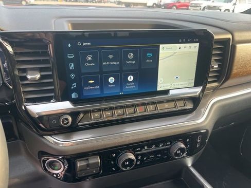 Used 2025 Chevrolet Silverado 1500 High Country image 30