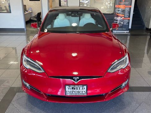Used 2020 Tesla Model S Long Range Plus image 9