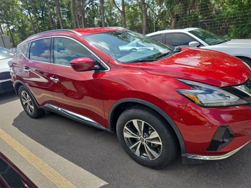 Used 2021 Nissan Murano SV image 2