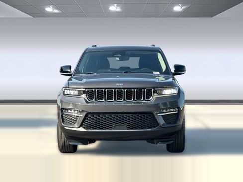 Used 2022 Jeep Grand Cherokee Limited AWD/4WD image 5