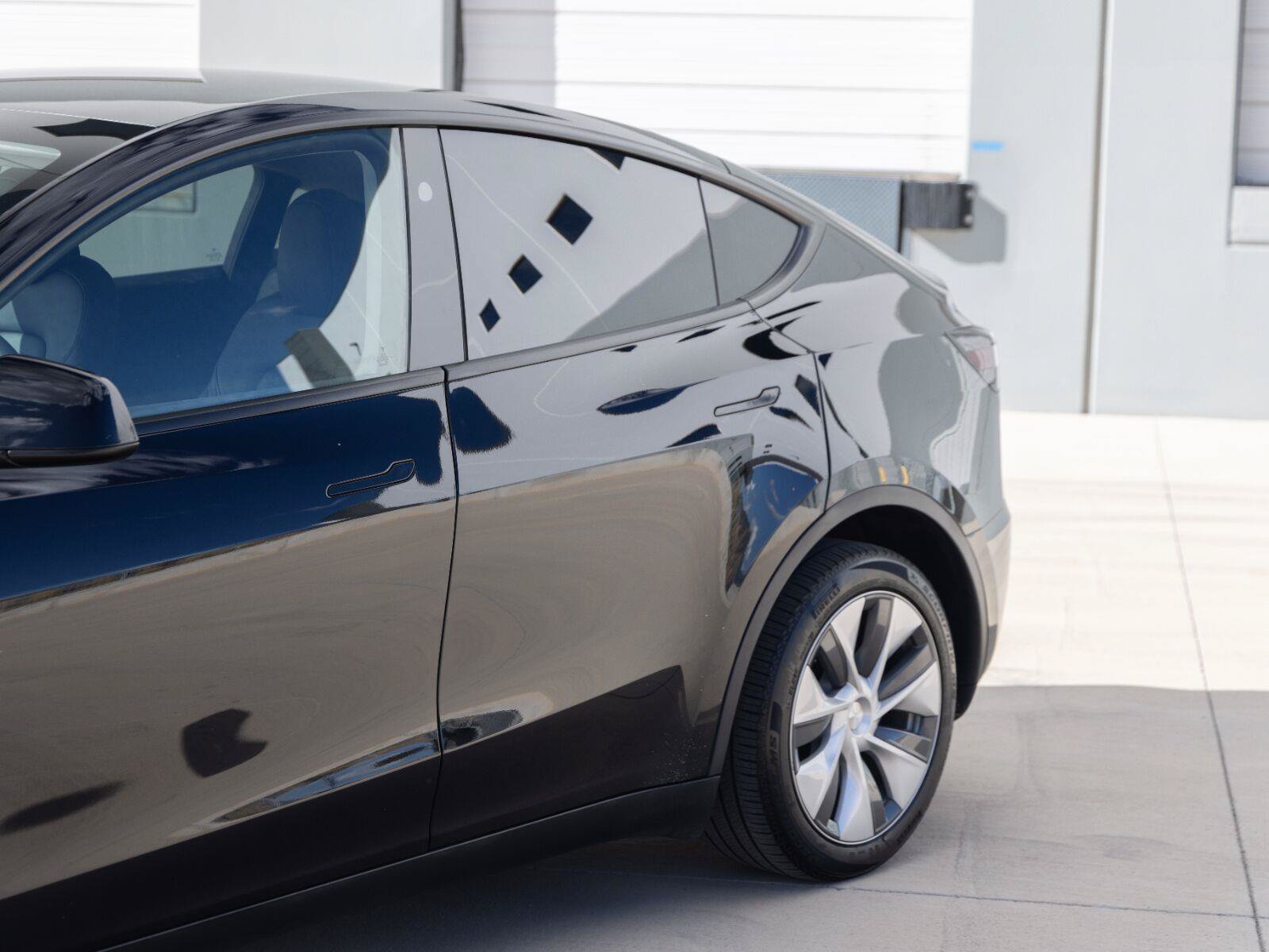 Used 2023 Tesla Model Y Long Range AWD/4WD image 14