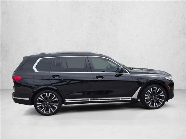 Used 2022 BMW X7 xDrive40i w/ Premium Package AWD/4WD image 4