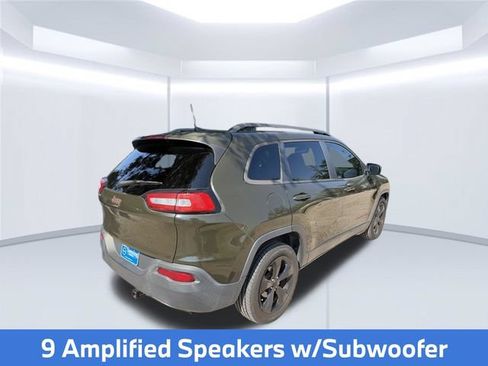 Used 2016 Jeep Cherokee 75th Anniversary FWD image 6