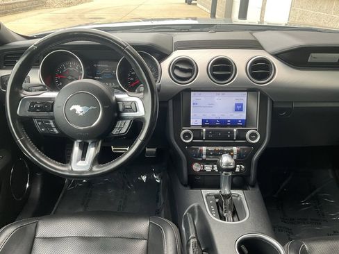 Used 2022 Ford Mustang Premium image 11