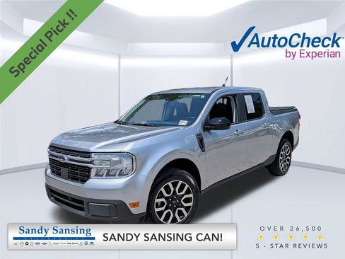 Used 2024 Ford Maverick Lariat w/ 4K Tow Package AWD/4WD image 1
