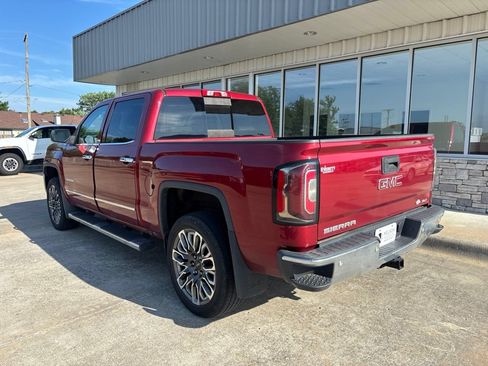 Used 2018 GMC Sierra 1500 SLT AWD/4WD image 6