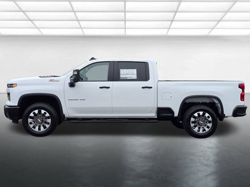 New 2026 Chevrolet Silverado 2500 Custom w/ Custom Value Package AWD/4WD image 18