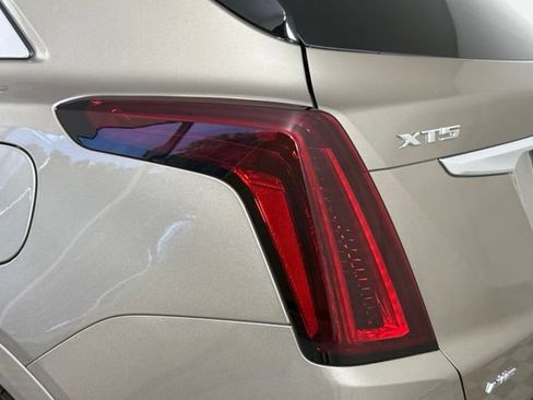 Used 2023 Cadillac XT5 Premium Luxury w/ LPO, Floor Liner Package AWD/4WD image 13