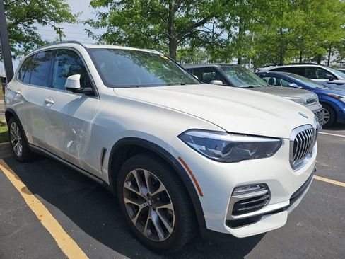 Used 2019 BMW X5 xDrive40i w/ Convenience Package AWD/4WD image 2