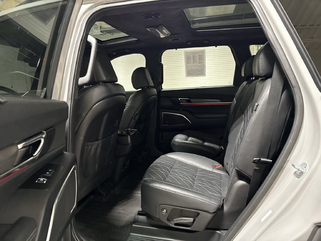 Used 2024 Kia Telluride SX Prestige X-Line AWD/4WD image 23