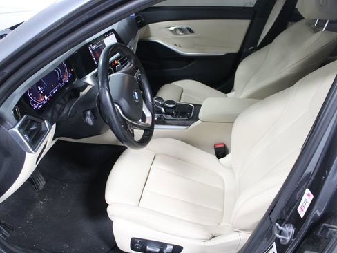 Used 2019 BMW 330i xDrive Sedan image 16