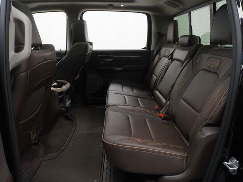 Used 2025 RAM 1500 Limited AWD/4WD image 20