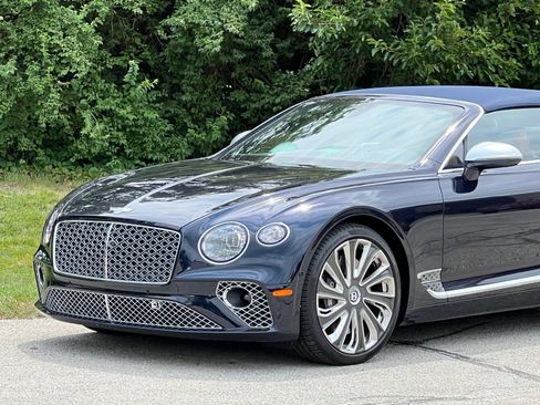 Used 2023 Bentley Continental GT Mulliner AWD/4WD image 12