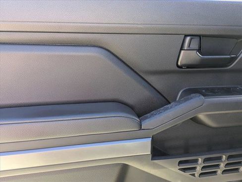 Certified 2024 Toyota Tacoma SR5 image 11