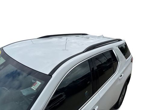 Used 2023 Chevrolet Traverse LT FWD image 11
