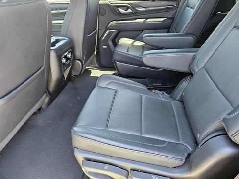 Used 2024 GMC Yukon Denali RWD image 21