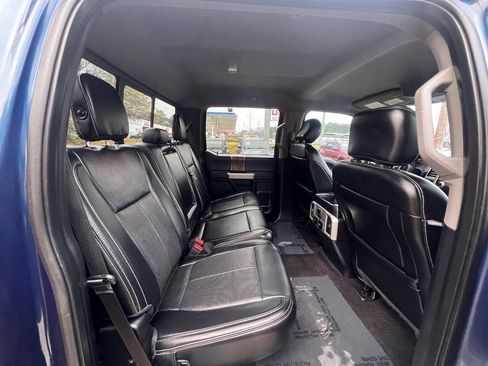 Used 2019 Ford F150 Lariat w/ Equipment Group 502A Luxury AWD/4WD image 11