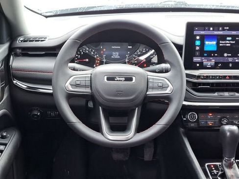 Used 2022 Jeep Compass Trailhawk image 21