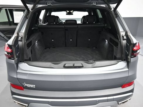 Used 2025 BMW X5 xDrive40i AWD/4WD image 10