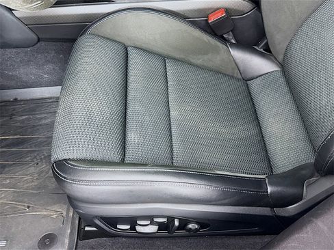 Used 2022 Porsche Taycan Turbo S image 14