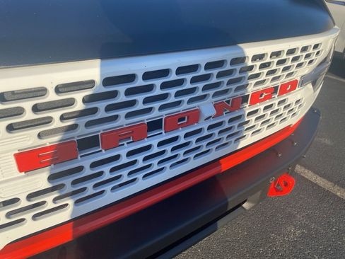 Used 2025 Ford Bronco Stroppe Edition image 5