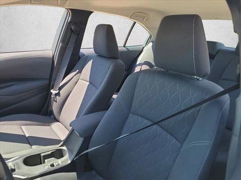 Used 2025 Toyota Corolla LE image 13