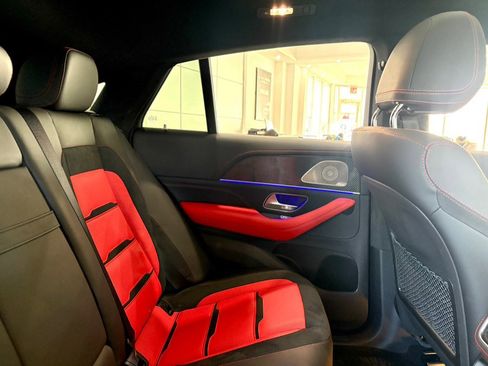 Used 2024 Mercedes-Benz GLE 63 AMG S w/ Driver Assistance Package image 20