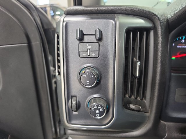 Used 2016 Chevrolet Silverado 3500 LT w/ LT Convenience Package AWD/4WD image 14