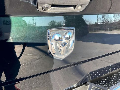 Used 2017 RAM 1500 Laramie w/ Convenience Group image 31