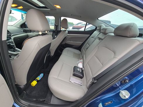Used 2020 Hyundai Elantra Limited w/ Ultimate Package 03 FWD image 9